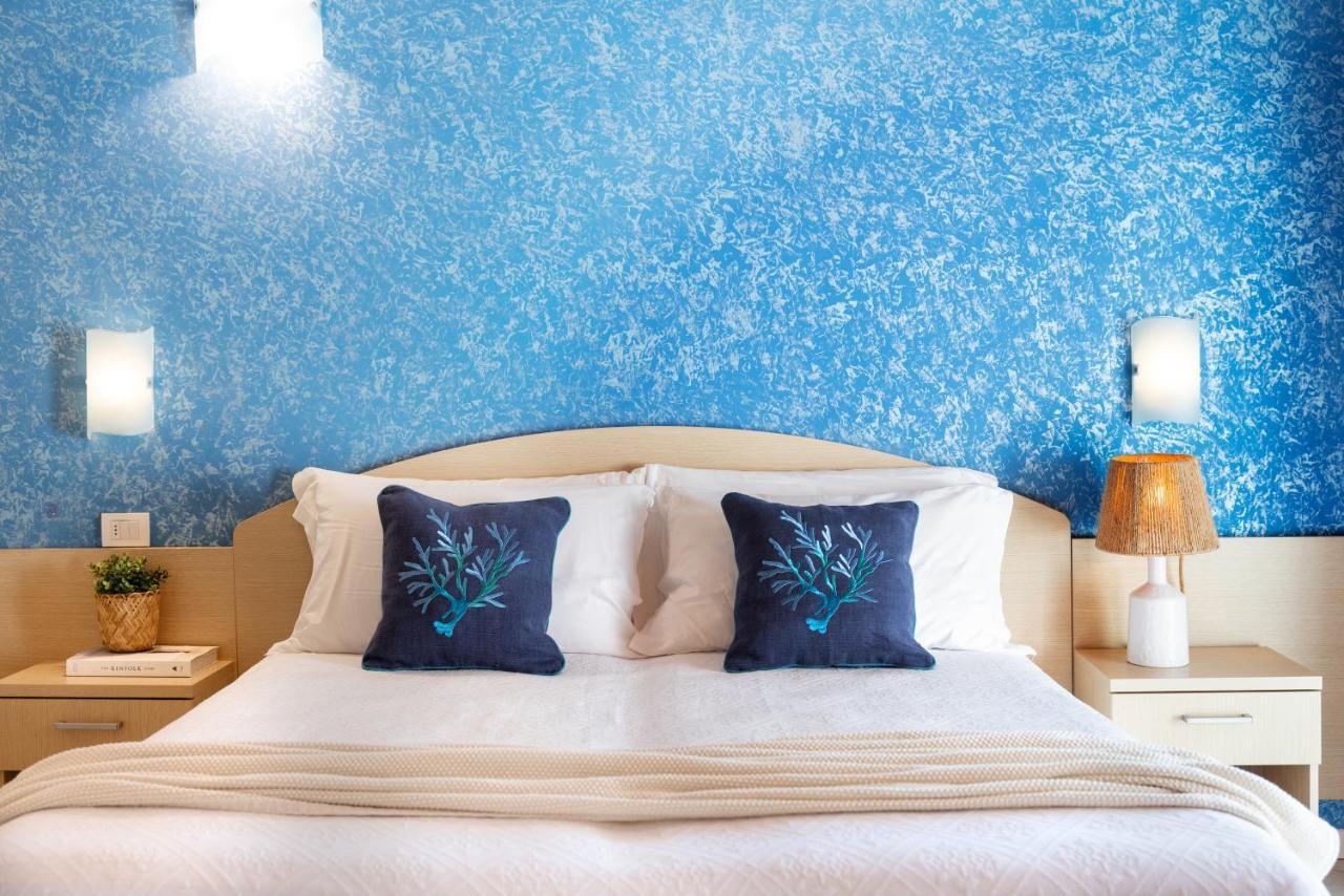 Hotel Balaton Riccione Esterno foto